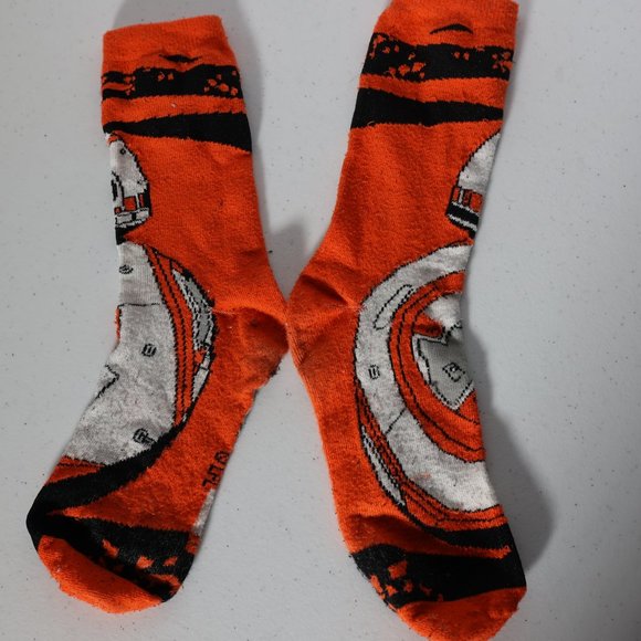Star Wars Unisex BB-8 Orange & Black Lootcrate Socks Size 6-12 - Picture 2 of 2